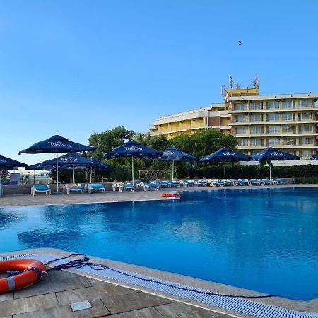 Hotel Orfeu Mamaia Kültér fotó