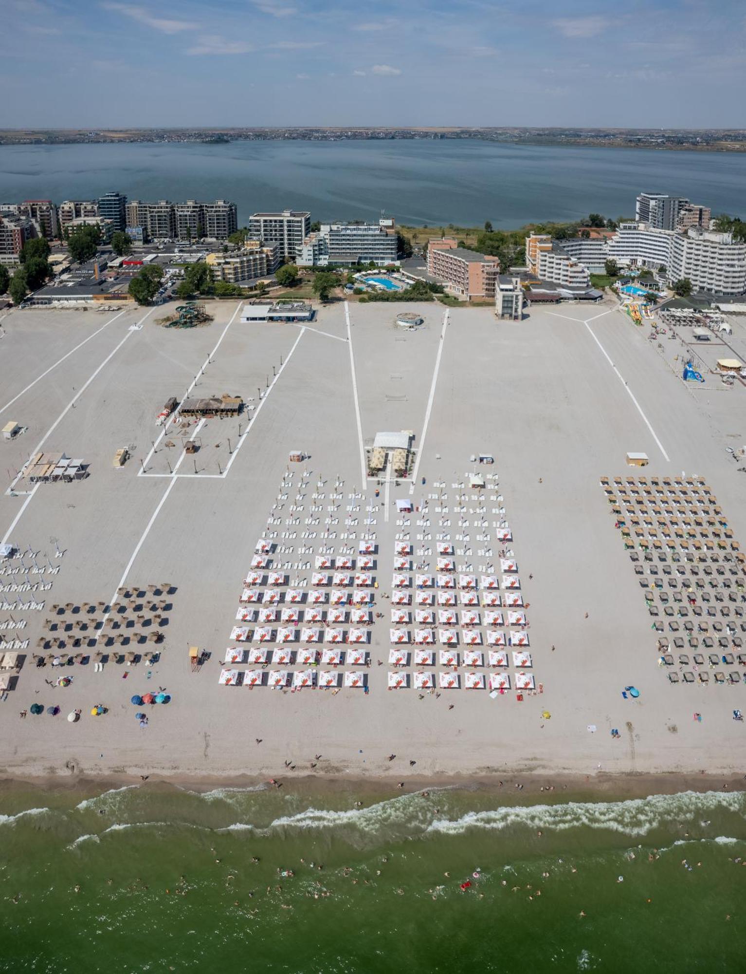 Hotel Orfeu Mamaia Kültér fotó